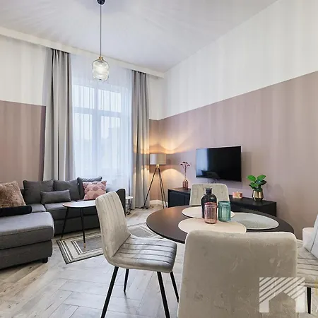 Kolorova Apart By Lookap - Darmowy Parking W Centrum Lodzi! Exterior photo