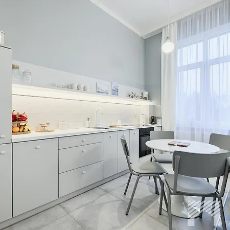 Kolorova Apart By Lookap - Darmowy Parking W Centrum Lodzi! Exterior photo