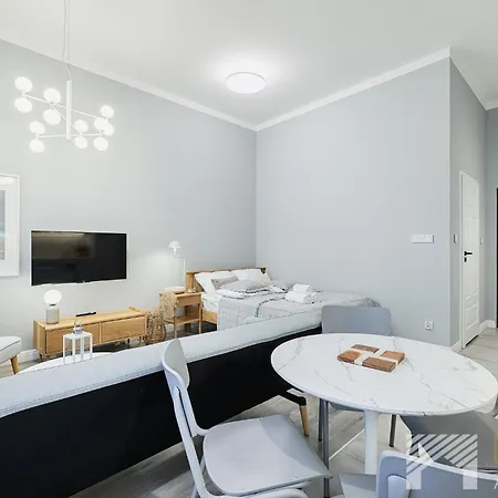 Kolorova Apart By Lookap - Darmowy Parking W Centrum Lodzi! Exterior photo